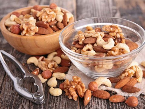 Benefits of Nuts for Heart